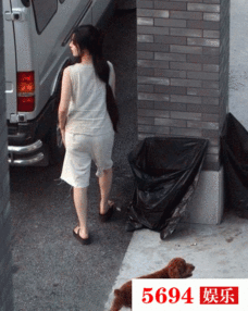 明星衣服开线,明星开线衣物的时尚逆袭