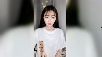 姜十七头条小视频,揭秘生活趣味瞬间，笑点满满