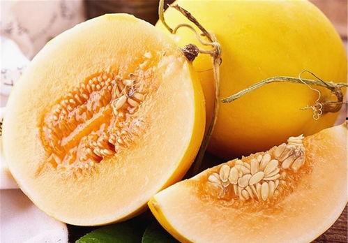 宝宝吃黄河蜜瓜,宝宝口中的夏日甜蜜滋味