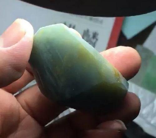 危料原石怎么看种水好不好